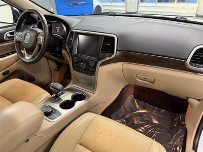 2015 Jeep Grand Cherokee Limited - Photo 12 - Grand Rapids, MI 49504