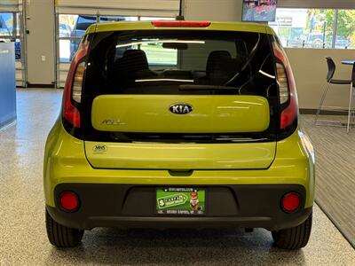 2017 Kia Soul   - Photo 6 - Grand Rapids, MI 49504