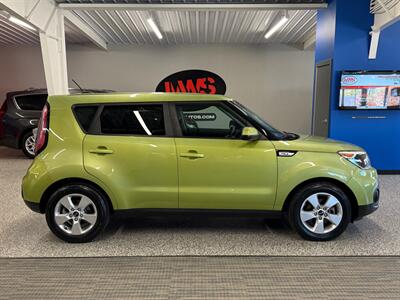 2017 Kia Soul   - Photo 8 - Grand Rapids, MI 49504