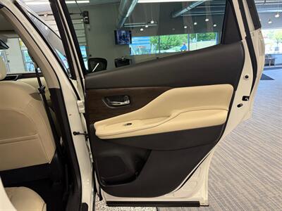 2020 Nissan Murano Platinum   - Photo 16 - Grand Rapids, MI 49504