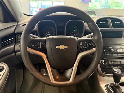 2015 Chevrolet Malibu LS   - Photo 27 - Grand Rapids, MI 49504