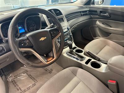 2015 Chevrolet Malibu LS   - Photo 18 - Grand Rapids, MI 49504