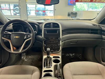 2015 Chevrolet Malibu LS   - Photo 26 - Grand Rapids, MI 49504