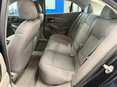 2015 Chevrolet Malibu LS   - Photo 16 - Grand Rapids, MI 49504