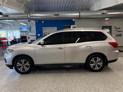 2018 Nissan Pathfinder S   - Photo 4 - Grand Rapids, MI 49504