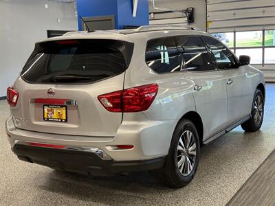 2018 Nissan Pathfinder S   - Photo 7 - Grand Rapids, MI 49504