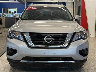 2018 Nissan Pathfinder S   - Photo 2 - Grand Rapids, MI 49504