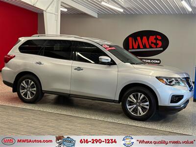 2018 Nissan Pathfinder S   - Photo 1 - Grand Rapids, MI 49504