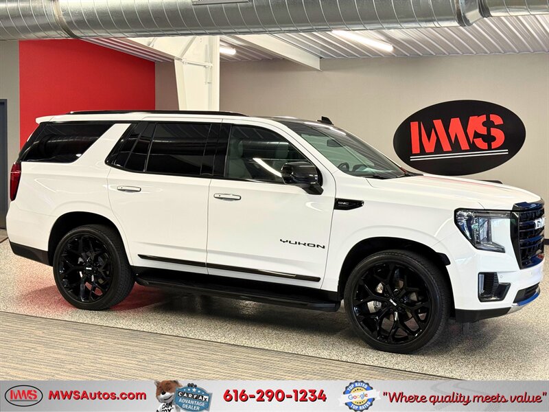 2021 GMC Yukon SLT - Photo 1 - Grand Rapids, MI 49504