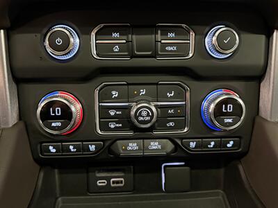 2021 GMC Yukon SLT   - Photo 34 - Grand Rapids, MI 49504