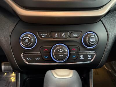 2016 Jeep Cherokee Limited   - Photo 26 - Grand Rapids, MI 49504