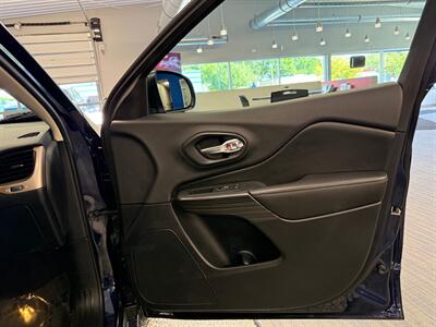 2016 Jeep Cherokee Limited   - Photo 12 - Grand Rapids, MI 49504
