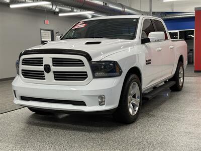 2015 RAM 1500 Sport   - Photo 3 - Grand Rapids, MI 49504