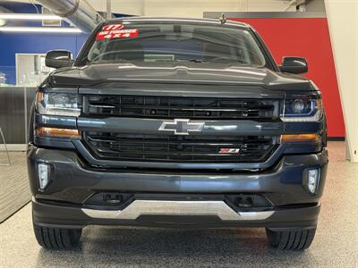 2017 Chevrolet Silverado 1500 LT Z71   - Photo 2 - Grand Rapids, MI 49504