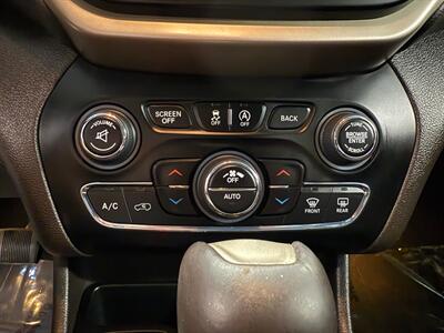 2016 Jeep Cherokee Trailhawk   - Photo 29 - Grand Rapids, MI 49504