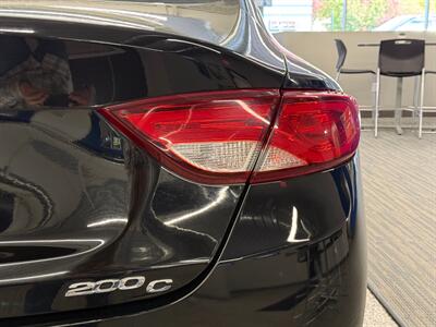 2015 Chrysler 200 C   - Photo 21 - Grand Rapids, MI 49504
