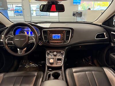 2015 Chrysler 200 C   - Photo 30 - Grand Rapids, MI 49504