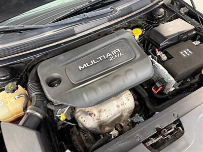 2015 Chrysler 200 C   - Photo 32 - Grand Rapids, MI 49504