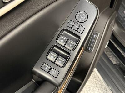 2015 GMC Yukon Denali - Photo 31 - Grand Rapids, MI 49504