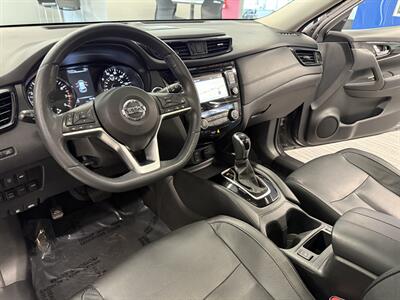 2017 Nissan Rogue SL - Photo 14 - Grand Rapids, MI 49504