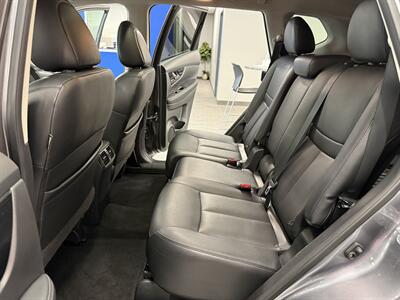 2017 Nissan Rogue SL - Photo 29 - Grand Rapids, MI 49504