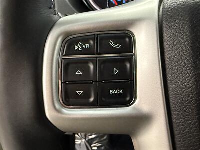 2015 Chrysler Town and Country Touring-L   - Photo 26 - Grand Rapids, MI 49504