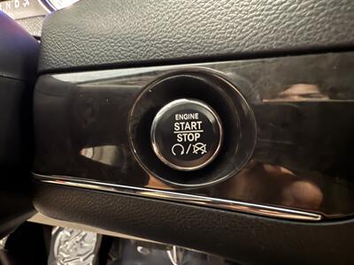 2015 Chrysler Town and Country Touring-L   - Photo 34 - Grand Rapids, MI 49504
