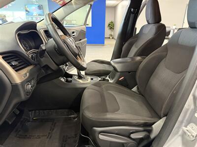 2015 Jeep Cherokee Latitude - Photo 35 - Grand Rapids, MI 49504