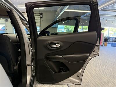 2015 Jeep Cherokee Latitude - Photo 27 - Grand Rapids, MI 49504