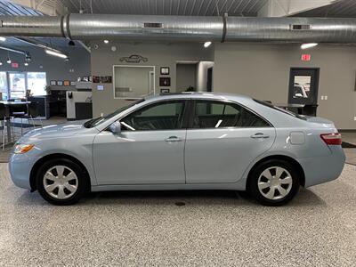 2007 Toyota Camry LE   - Photo 6 - Grand Rapids, MI 49504