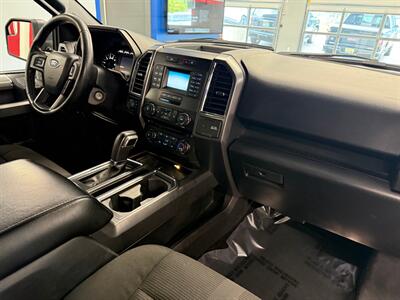 2016 Ford F-150 XLT   - Photo 12 - Grand Rapids, MI 49504