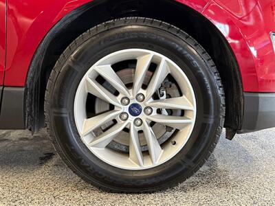 2015 Ford Edge SEL   - Photo 9 - Grand Rapids, MI 49504
