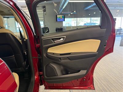 2015 Ford Edge SEL   - Photo 15 - Grand Rapids, MI 49504