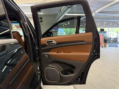 2017 Jeep Grand Cherokee Summit - Photo 37 - Grand Rapids, MI 49504
