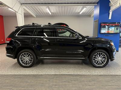 2017 Jeep Grand Cherokee Summit - Photo 11 - Grand Rapids, MI 49504