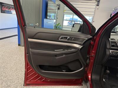 2017 Ford Explorer XLT - Photo 24 - Grand Rapids, MI 49504