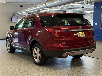 2017 Ford Explorer XLT - Photo 5 - Grand Rapids, MI 49504