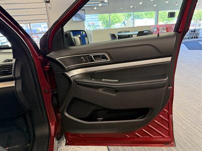 2017 Ford Explorer XLT - Photo 22 - Grand Rapids, MI 49504