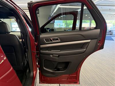 2017 Ford Explorer XLT - Photo 23 - Grand Rapids, MI 49504