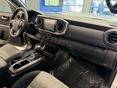 2023 Toyota Tacoma TRD Sport - Photo 19 - Grand Rapids, MI 49504