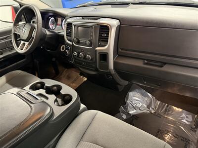 2024 RAM 1500 Classic SLT - Photo 12 - Grand Rapids, MI 49504