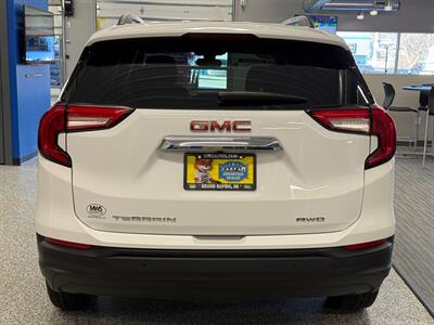 2023 GMC Terrain SLE   - Photo 6 - Grand Rapids, MI 49504