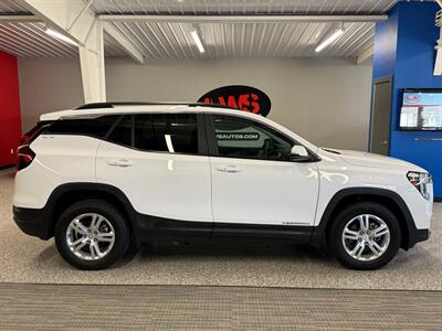 2023 GMC Terrain SLE   - Photo 8 - Grand Rapids, MI 49504