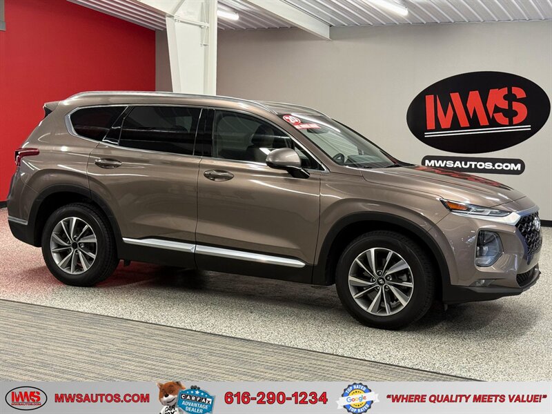 2020 Hyundai SANTA FE SEL   - Photo 1 - Grand Rapids, MI 49504