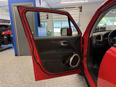 2015 Jeep Renegade Latitude - Photo 12 - Grand Rapids, MI 49504