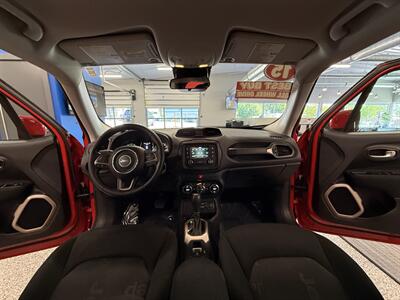 2015 Jeep Renegade Latitude - Photo 33 - Grand Rapids, MI 49504