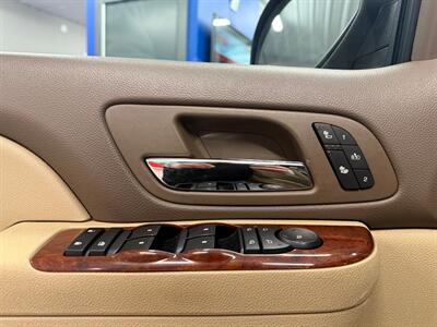 2012 Chevrolet Suburban LT   - Photo 30 - Grand Rapids, MI 49504