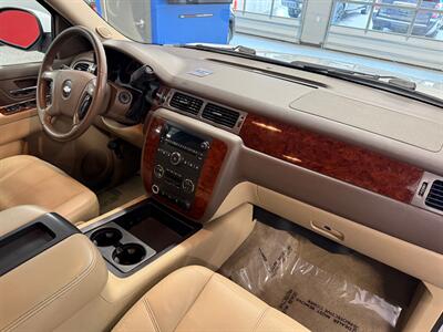 2012 Chevrolet Suburban LT   - Photo 15 - Grand Rapids, MI 49504