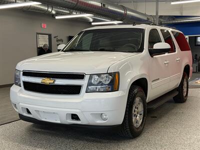 2012 Chevrolet Suburban LT   - Photo 3 - Grand Rapids, MI 49504