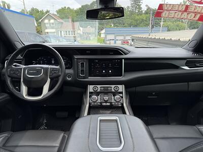2022 GMC Yukon XL Denali - Photo 3 - Grand Rapids, MI 49504